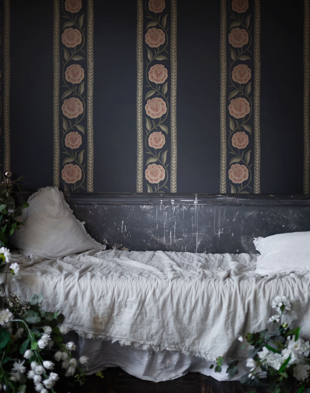 Cherished Blooms, Stormy Weather WPLN0036