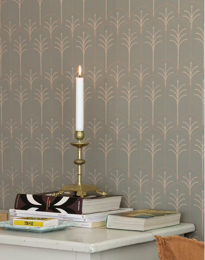 Lolo Bay, Tree Green