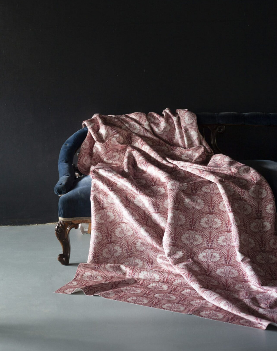 Loulou Velvet Fabric, Rose