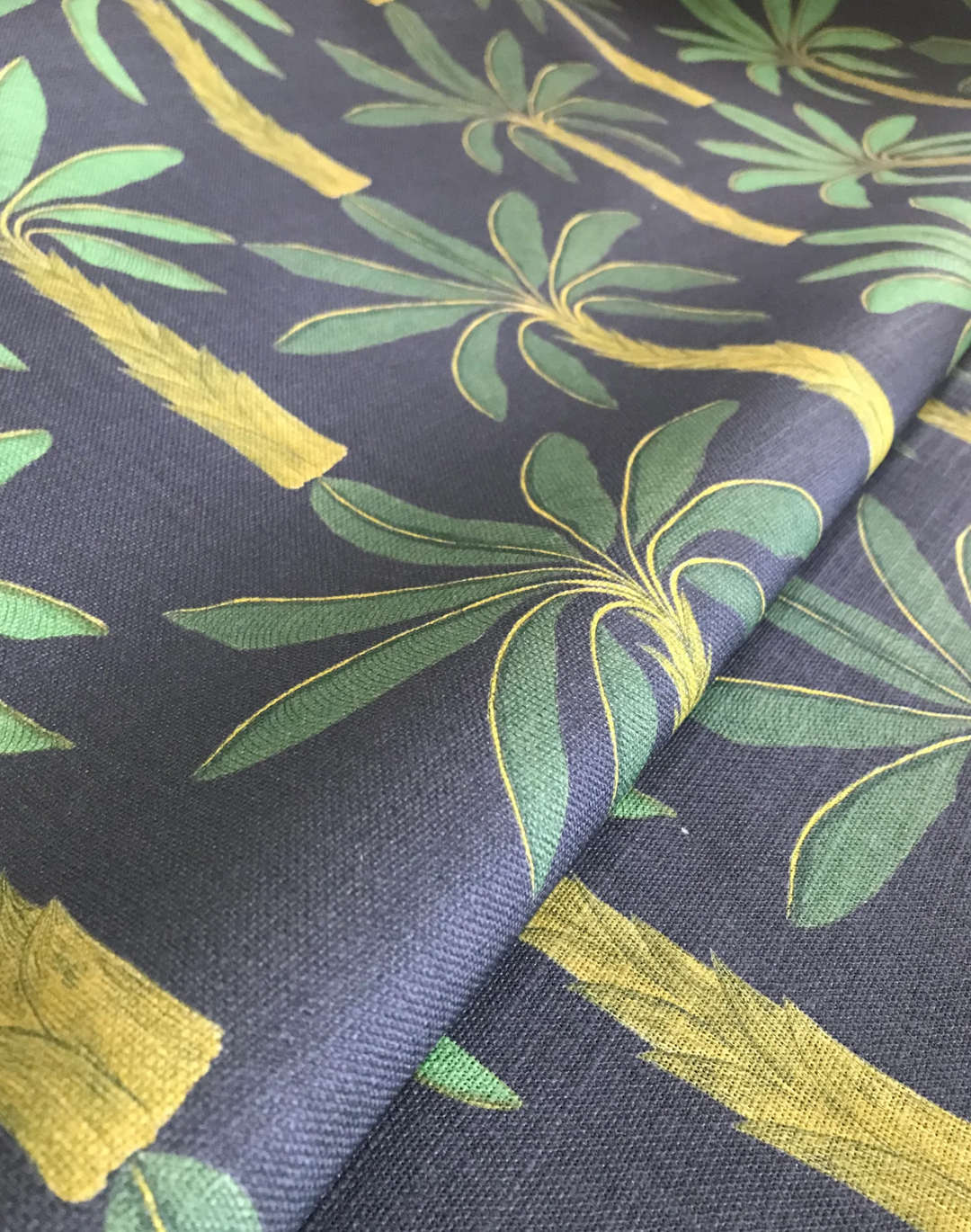 Tropical Fabric, Carbon