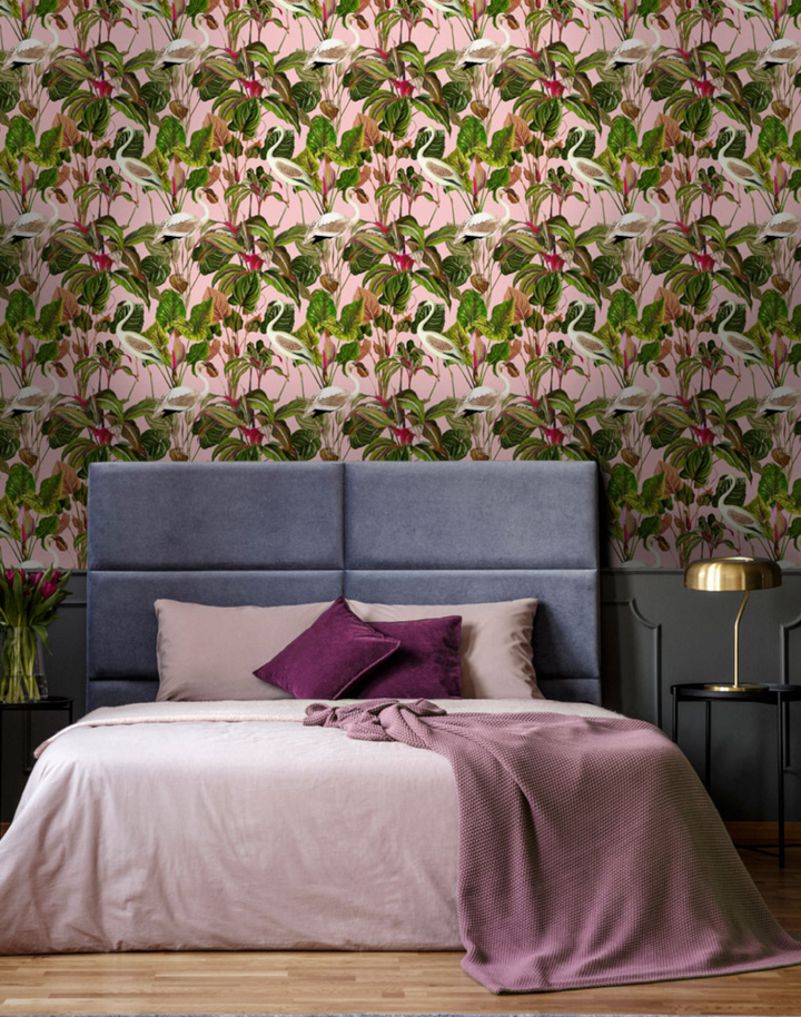Beverly Hills, Pink