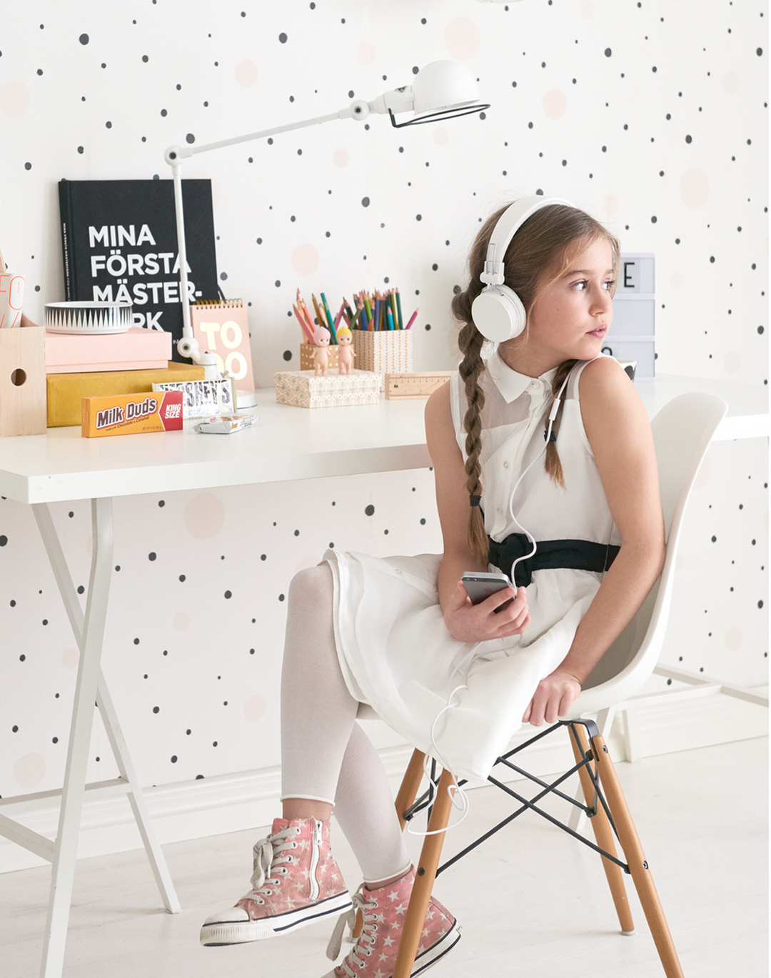 Confetti, Soft Black 117-03
