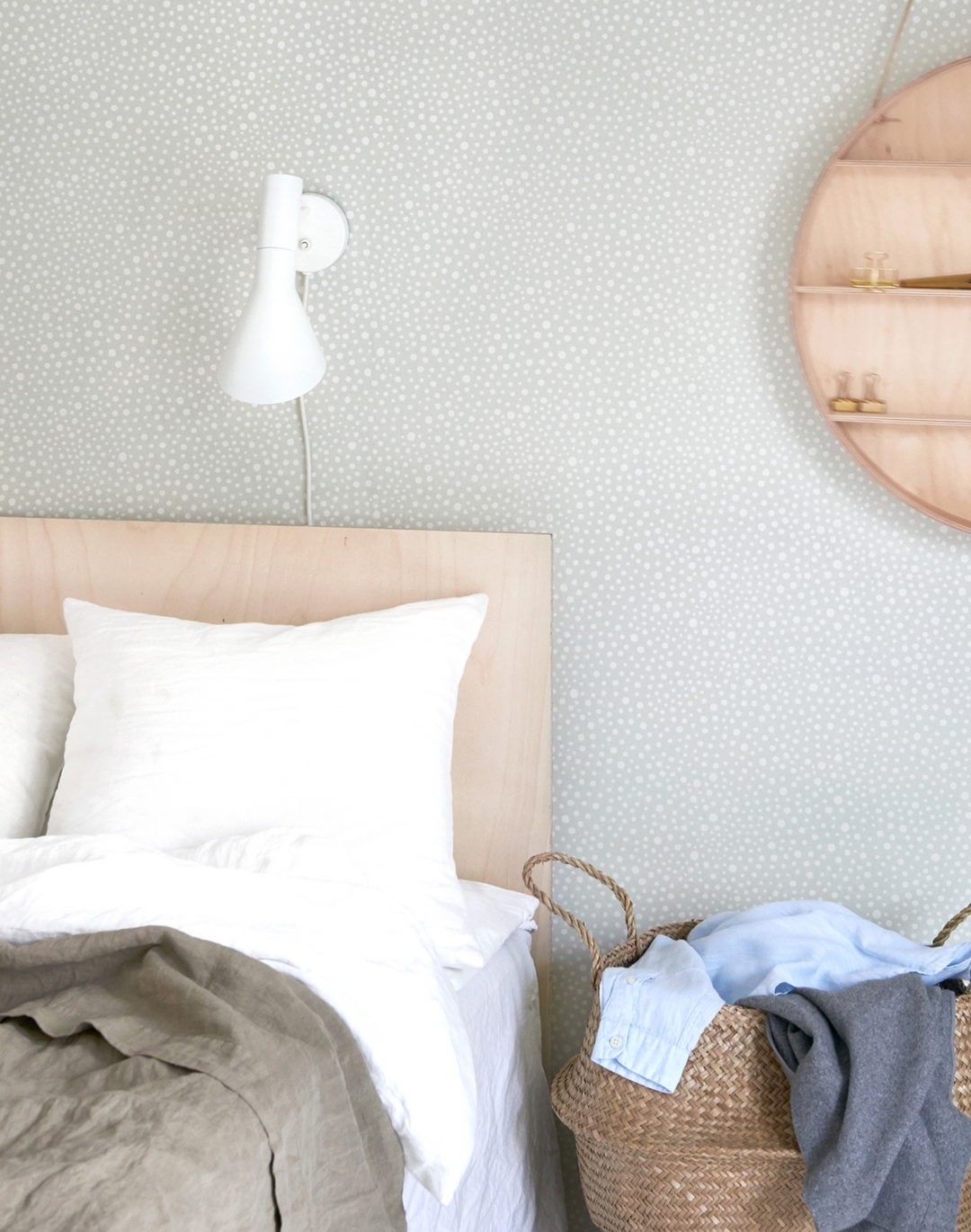 Dots, Grey 123-01