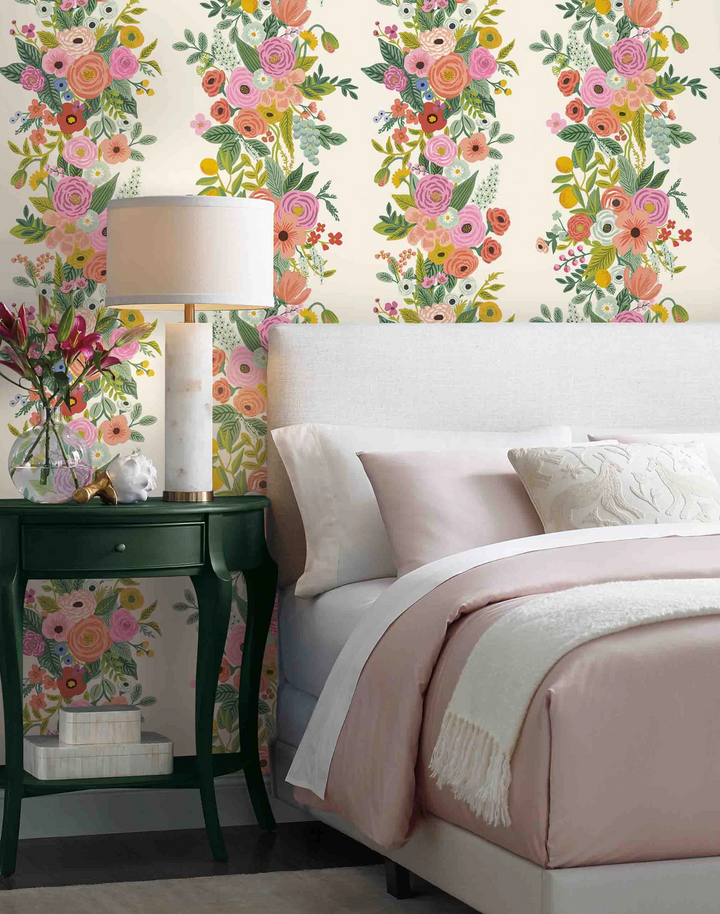 Garden Party Trellis. Rose Muti RP7310