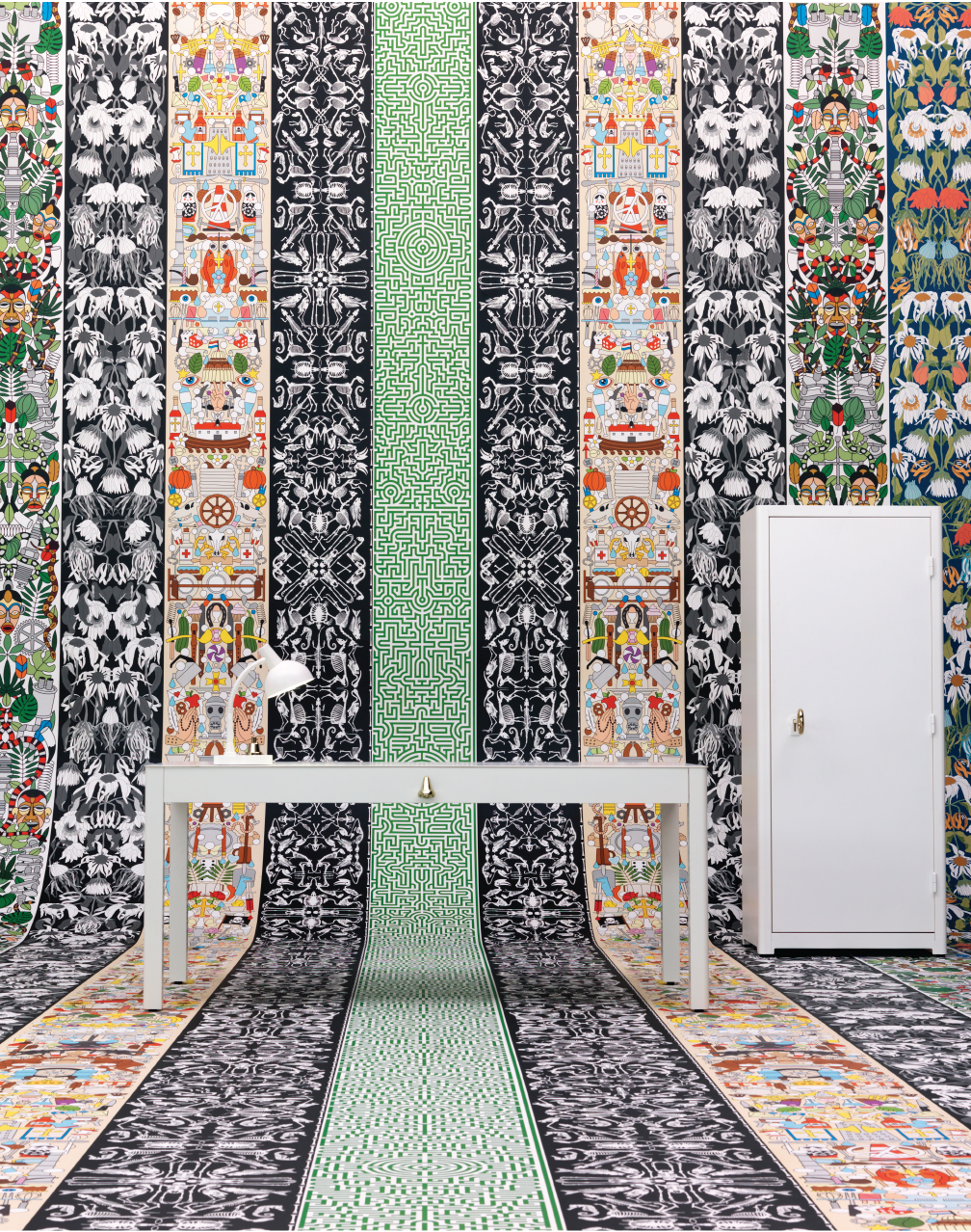 JOB-06 Withered Flowers Black Wallpaper by Studio Job