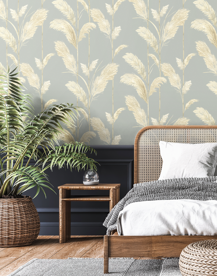 PAMPAS GRASS CORNFLOWER BLUE