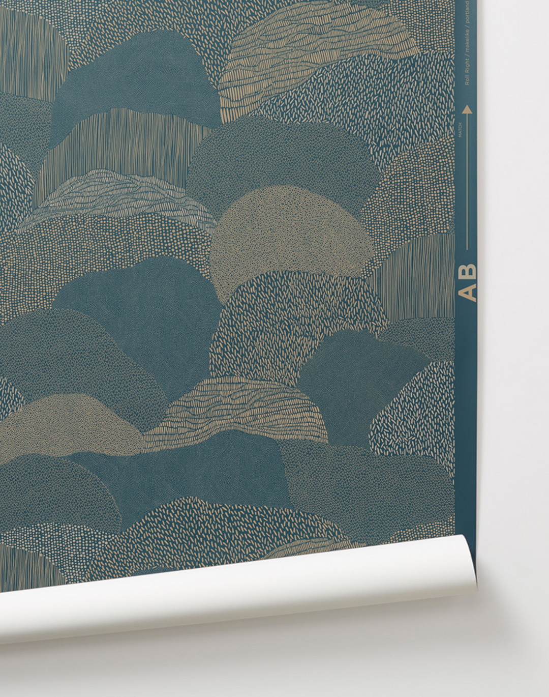 Roll Right, Gold on Blue