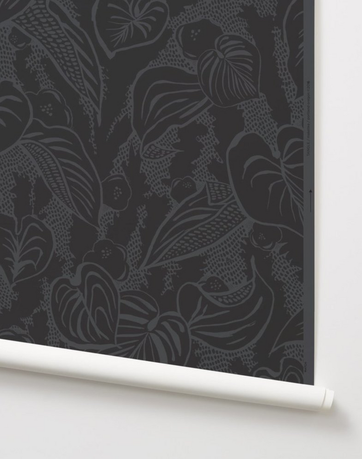 Tangle, Grey