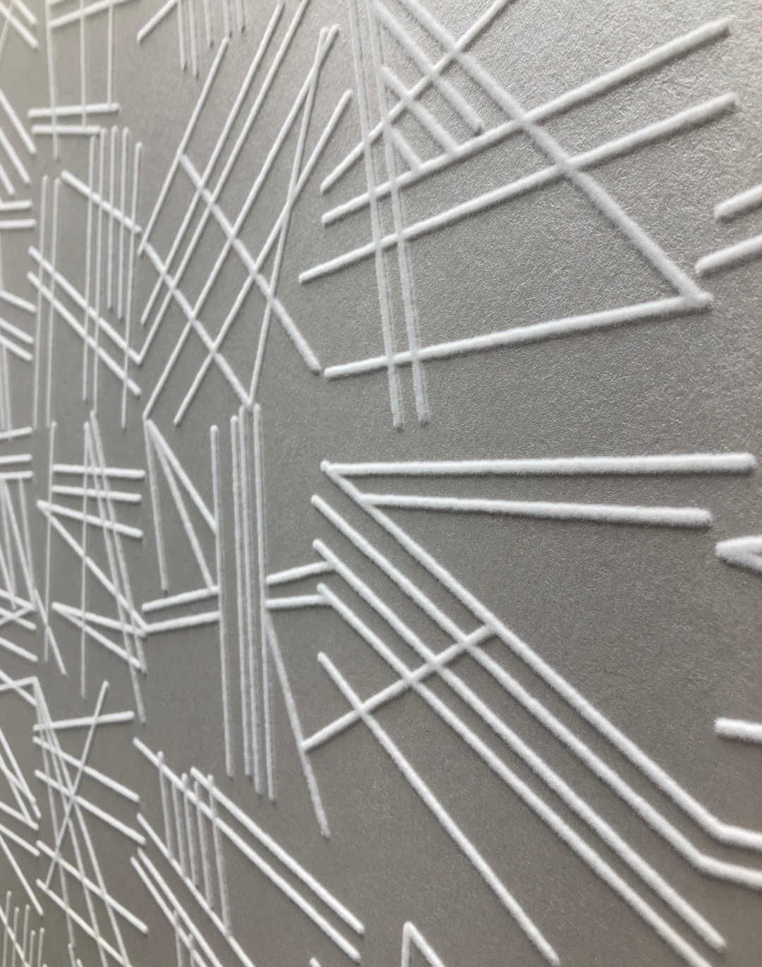 Tilt, White Flock/Silver Lustre