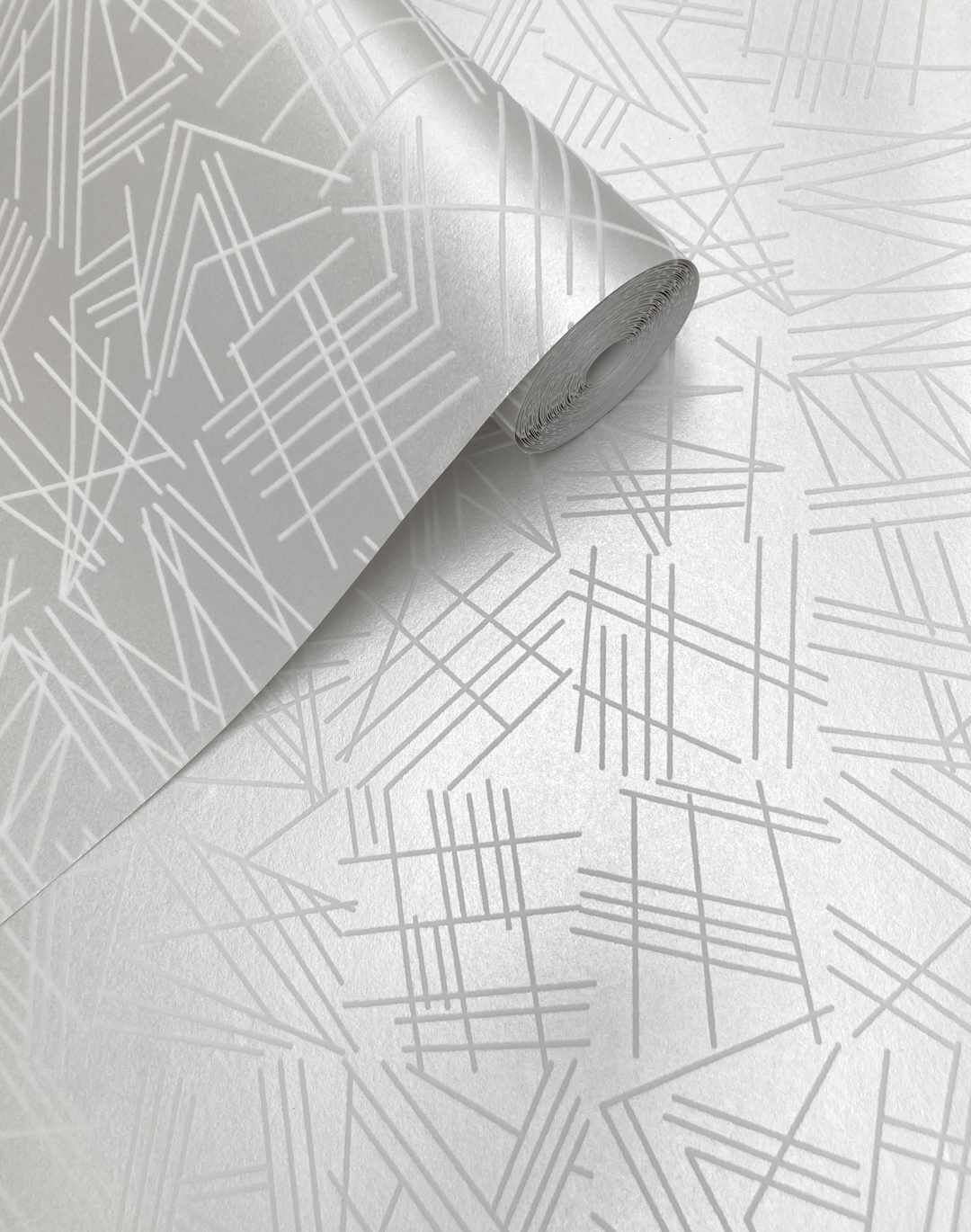 Tilt, White Flock/Silver Lustre