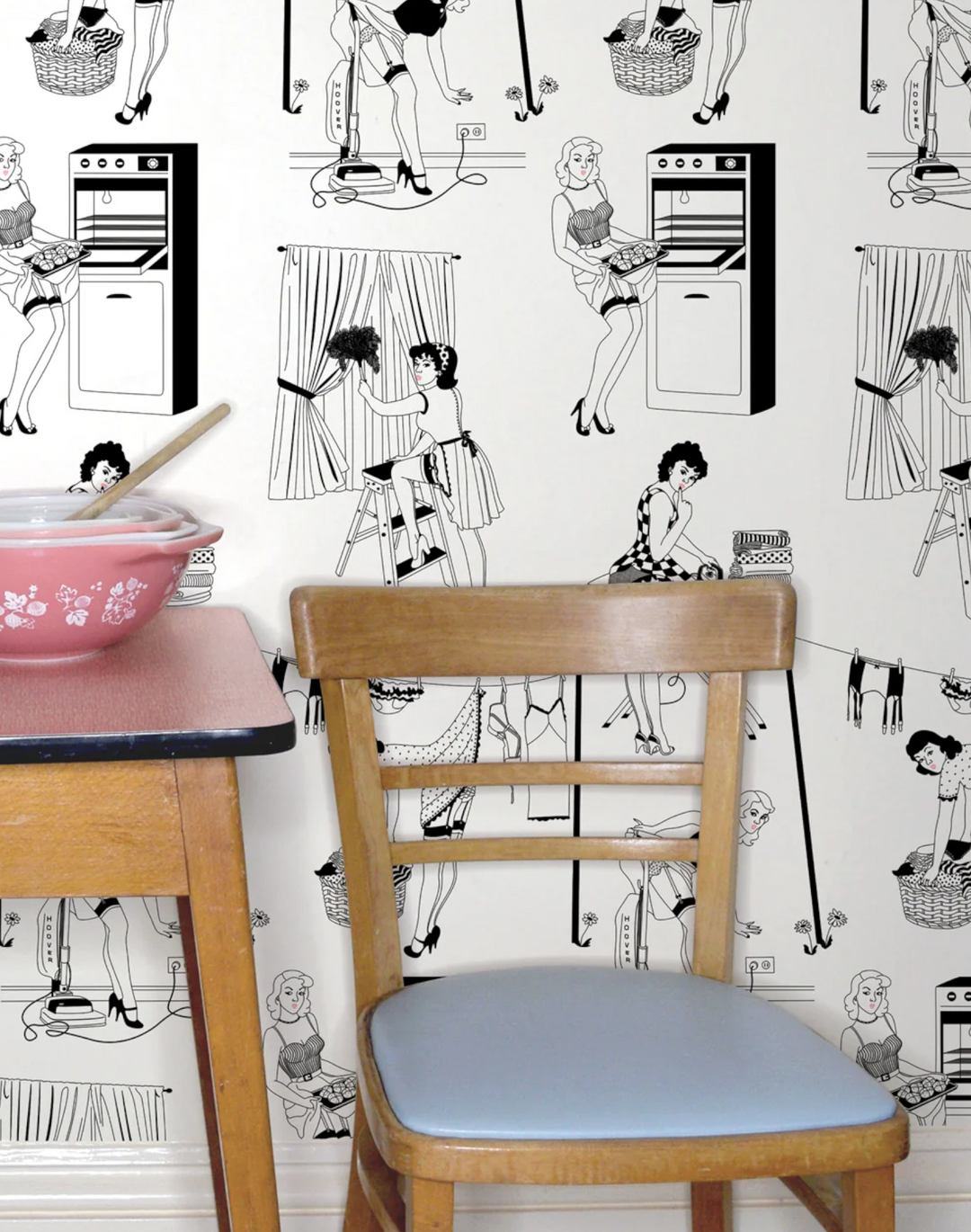 50's Housewives (Pink Lips) Wallpaper