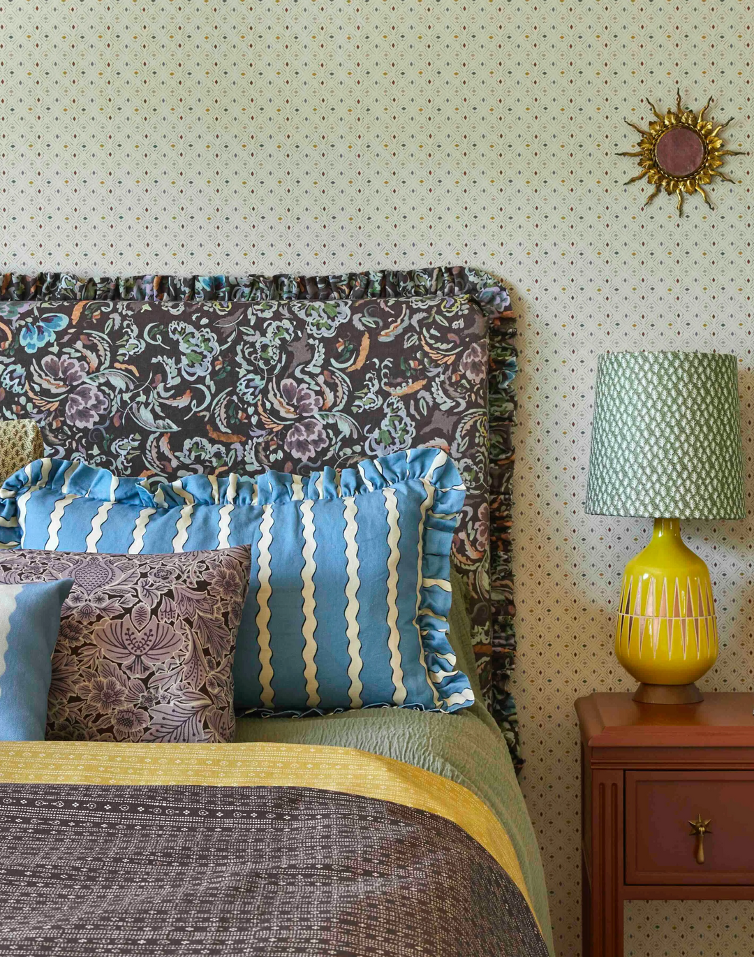 Bloomsbury Petite, Conker - Linen Fabric