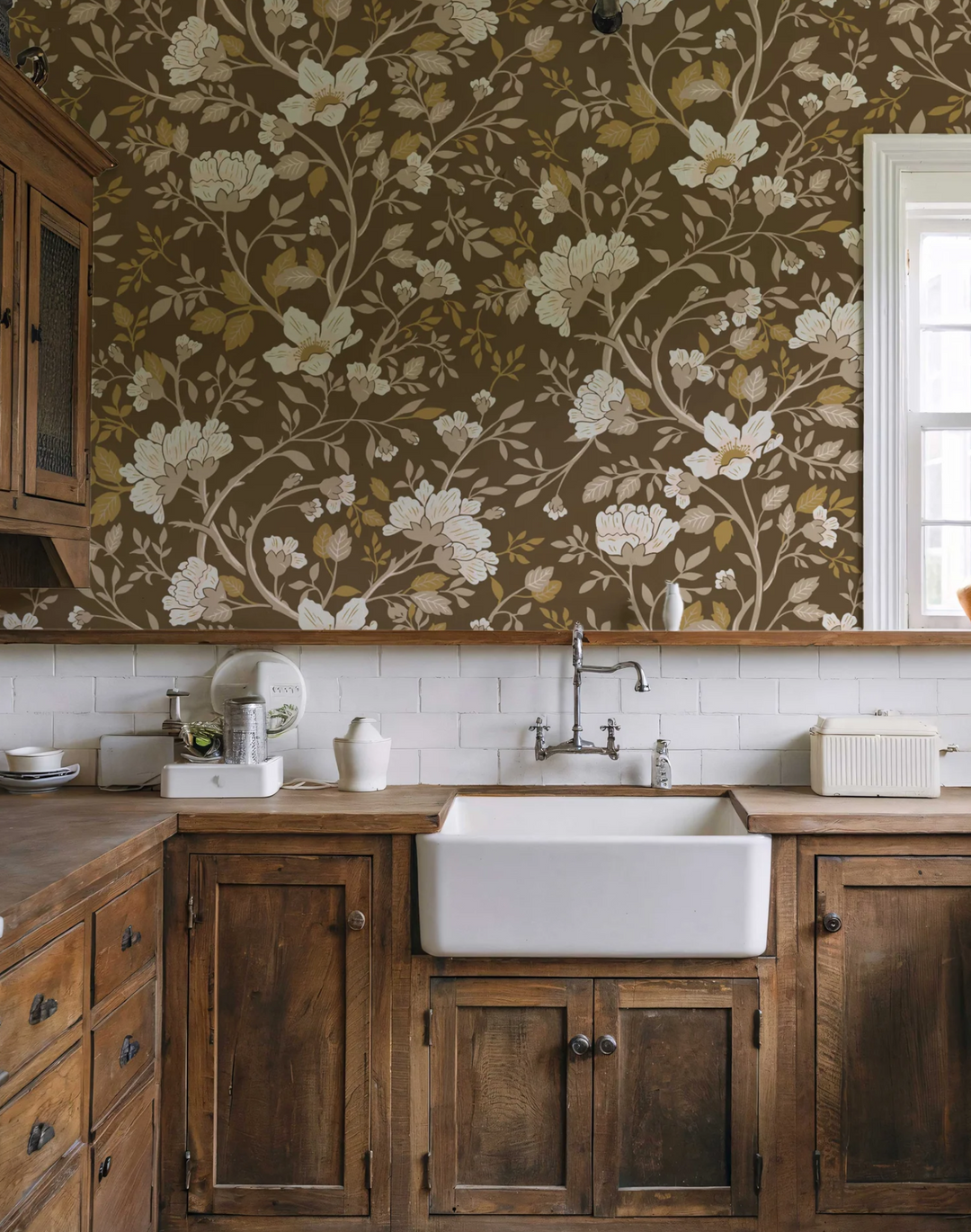 Camelia Study, Golden Vine