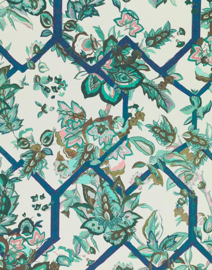 Creeping Trellis, Ice Emerald Rose