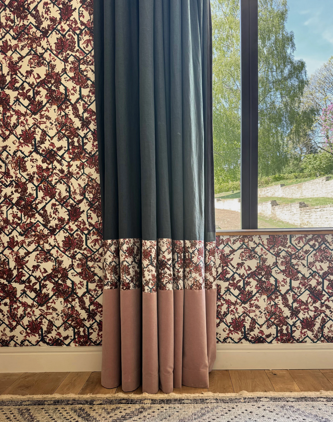 Creeping Trellis, Ice Emerald Rose