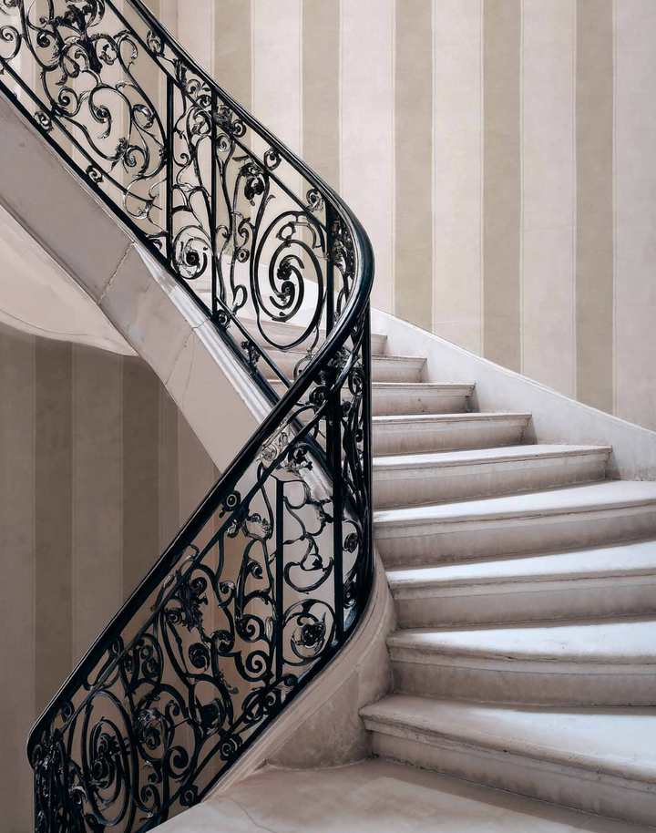 Florentine Stripe, Stone D00114