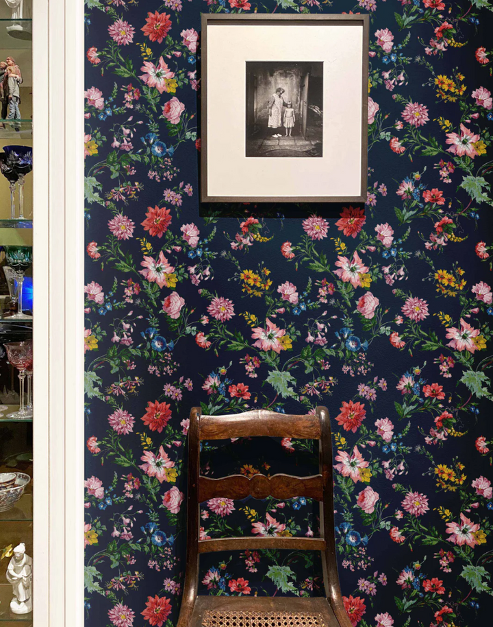 Flower Power, Charcoal