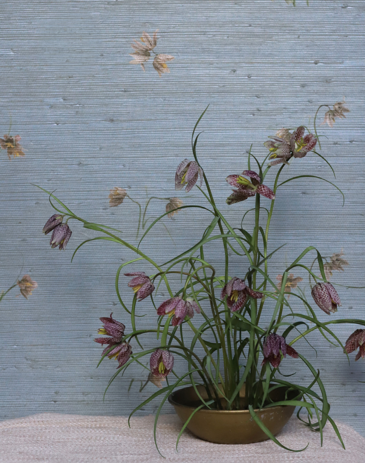 Fritillaria Grasscloth, Mist Blue