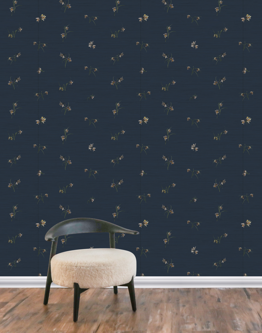 Fritillaria Grasscloth, Navy Night