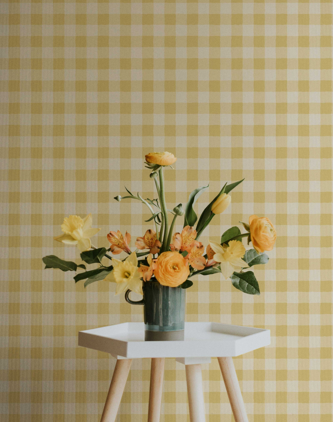 Garden Window, Honey Clay