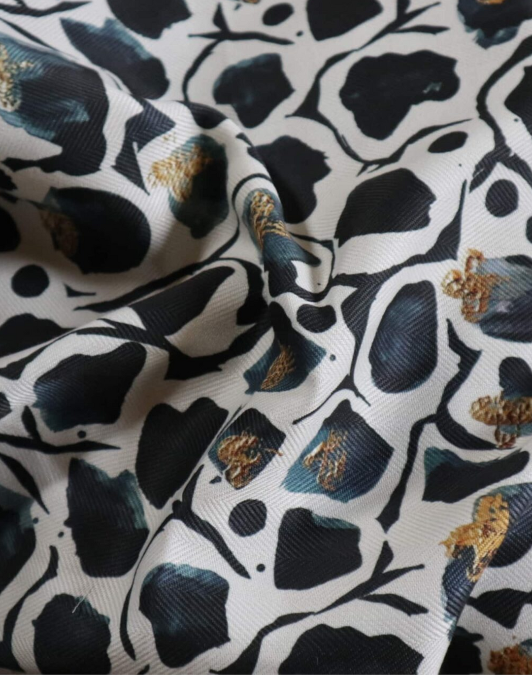 Giraffe Herringbone Fabric, Mono