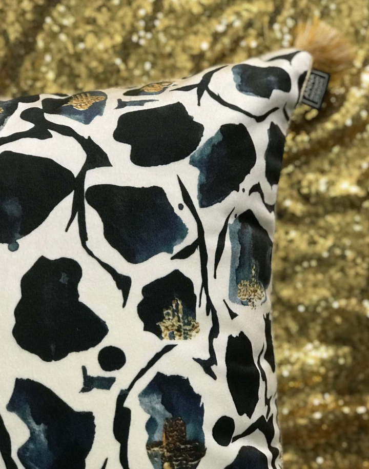 Giraffe Velvet Fabric, Mono