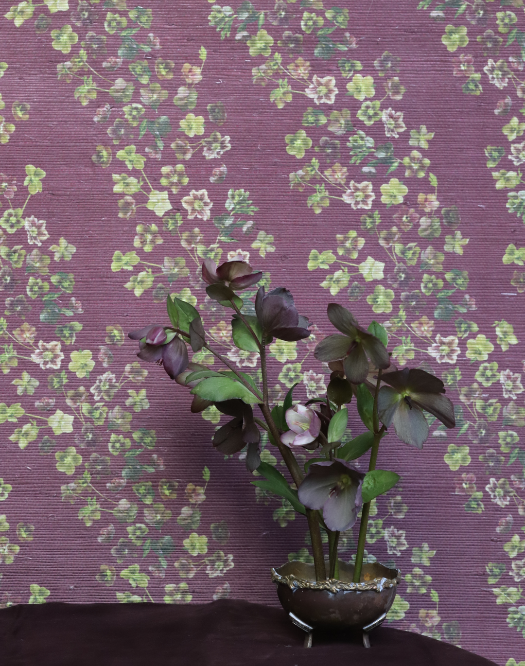 Hellebore Grasscloth, Mulberry
