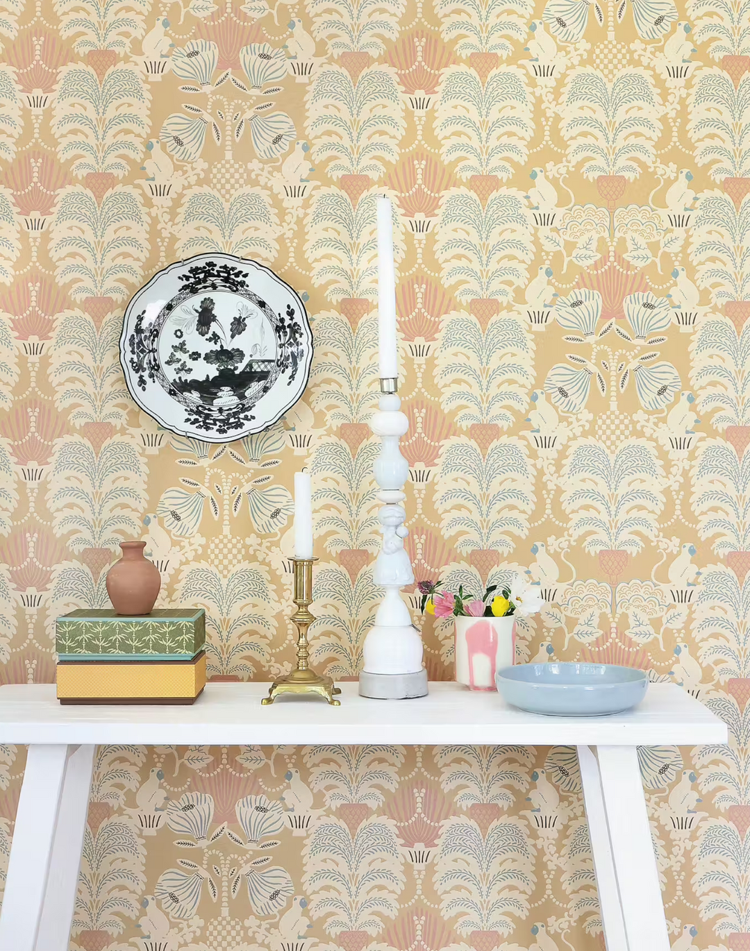 Hello Monkey, Lion Yellow