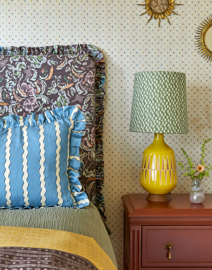 Lulu, Cinnamon Tobacco