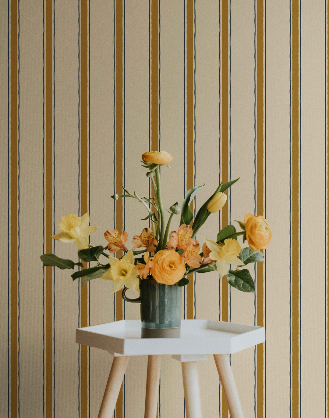 Moulding Line, Ochre Gold