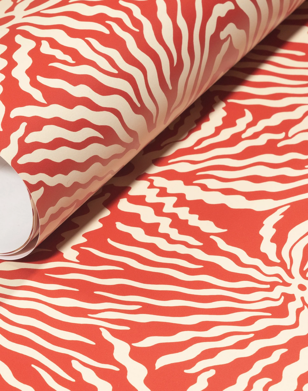 Ra, Poppy Red