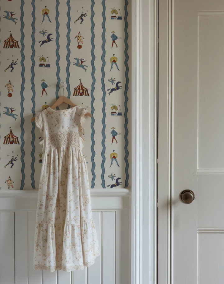 Run Away to the Circus, Blue