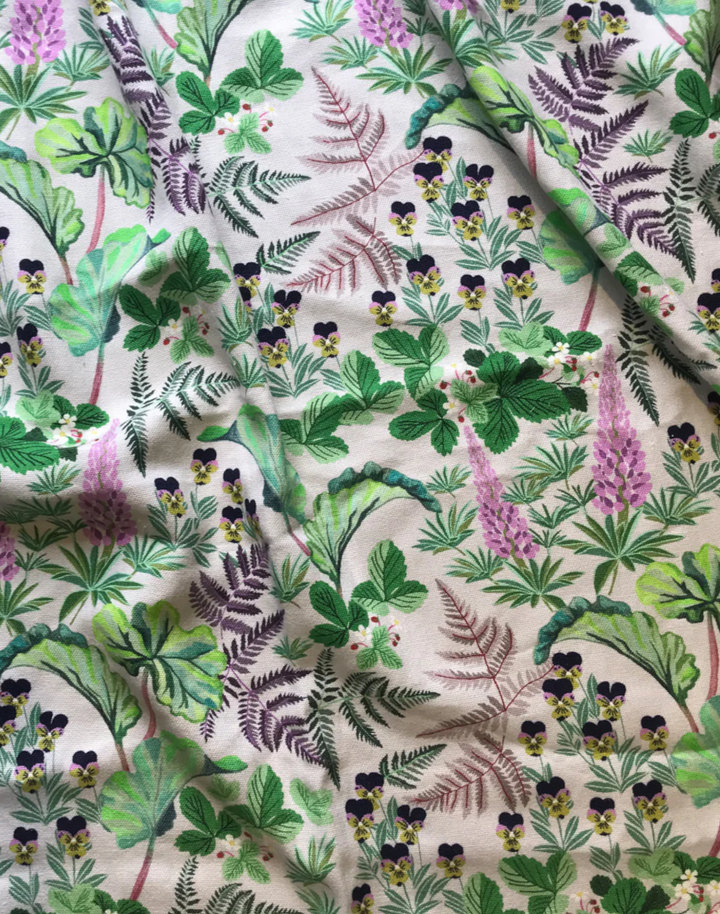 Strawberry Fields, Spring Green - Linen Fabric