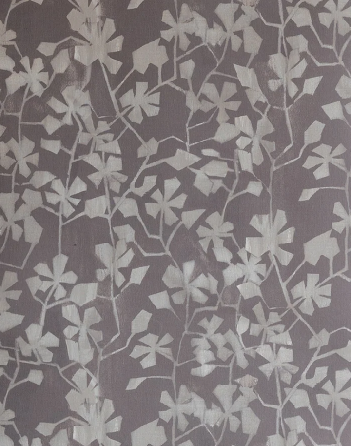 Vinca, Briar Rose - Cotton Wallpaper
