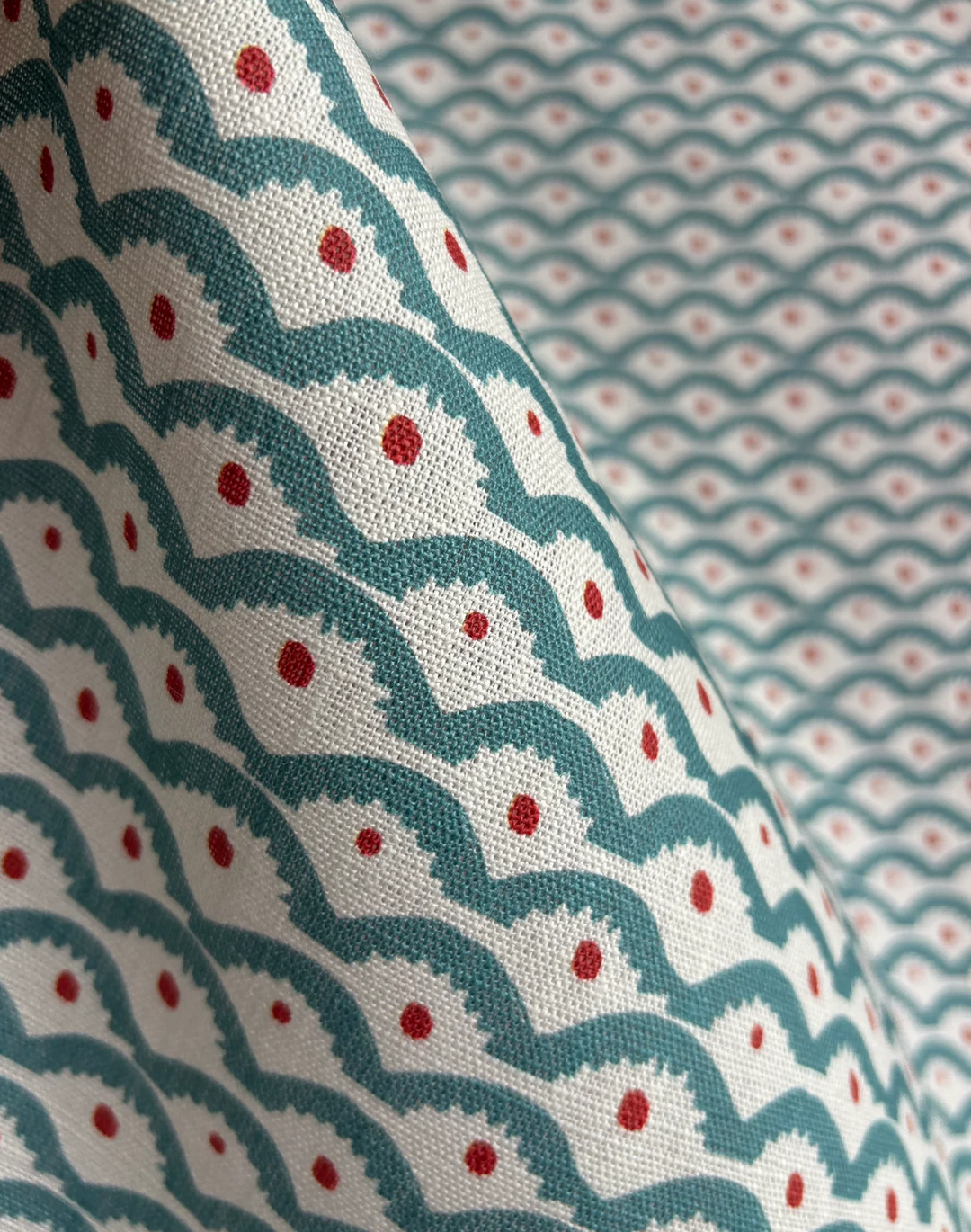 Wiggly Squiggly, Blue & Red - Linen Fabric