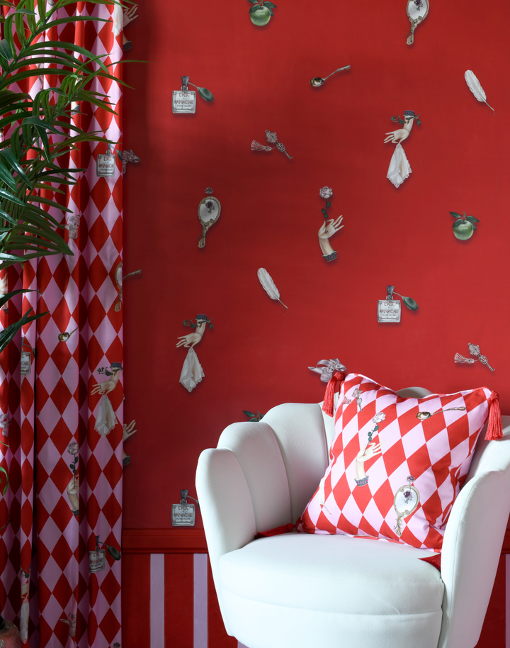Belle Epoque Red Wallpaper